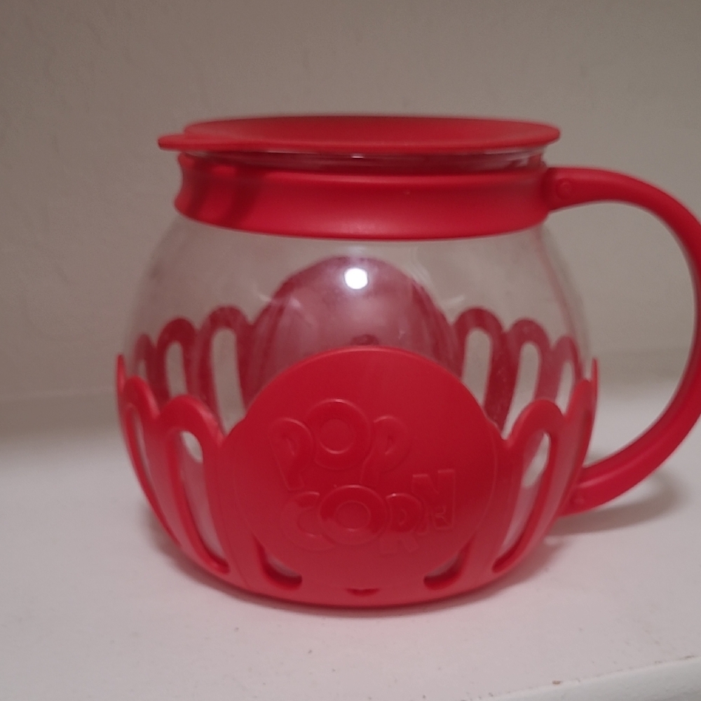 Red Popcorn Maker with Lid
